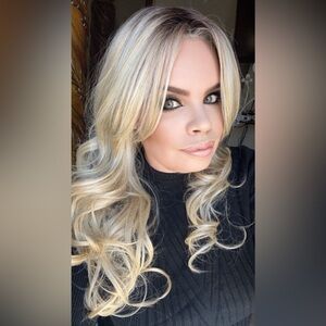 Belle Tress Pure Honey Wig